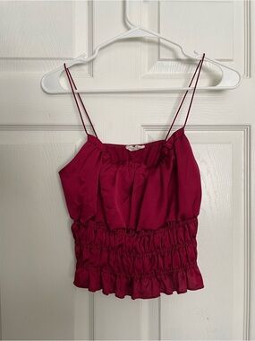 Olive Tree Womens size Medium Smocked Waist Cami Top in Berry Red